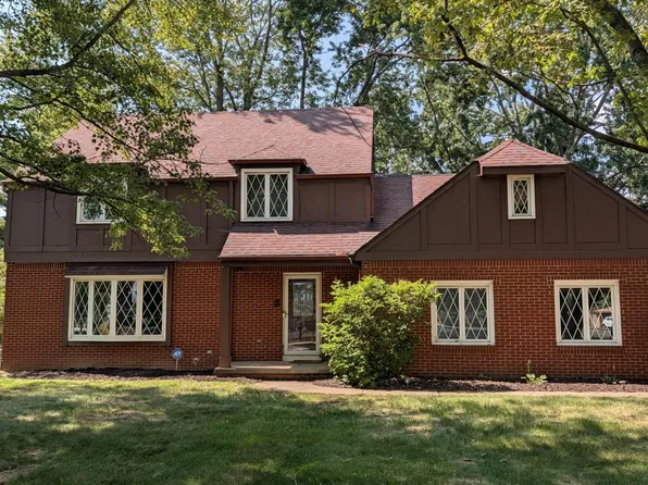 5660 Cresthaven Ln, Toledo, OH 43614