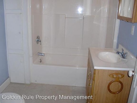 3rd image of 22 E 15th Ave