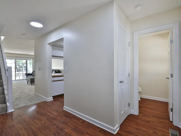 5344 Ambrosia Ave #105B, Columbus, OH 43235