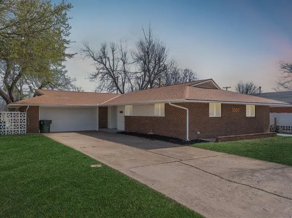 3000 N Viewpoint Dr, Midwest City, OK 73110