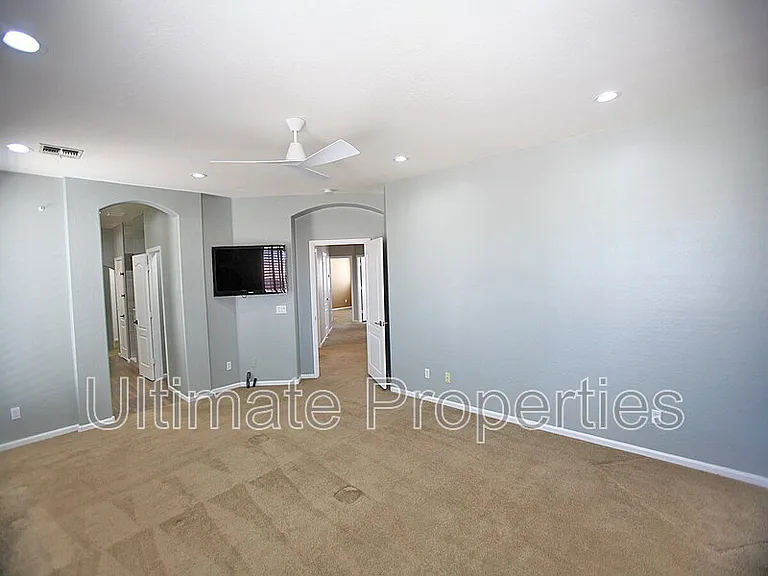 7236 W Avenida Del Rey — Photo 15