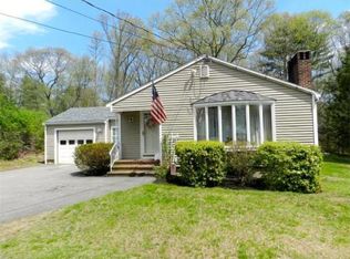 5 Sunset Dr, Ipswich, MA 01938