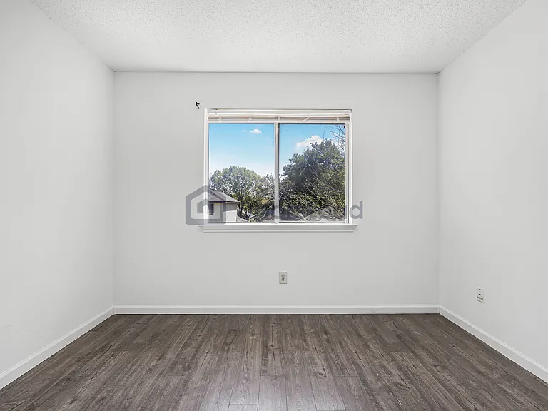 4707 Fallenash Dr — Photo 29