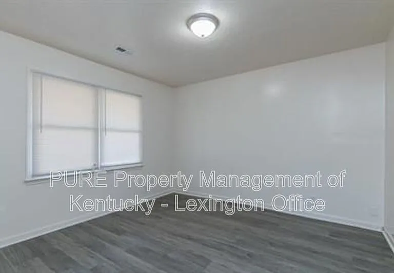 566 N Martin Luther King Blvd — Photo 7