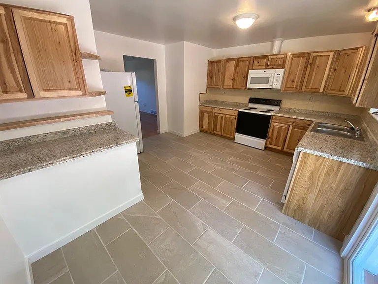 1840 Independence St — Photo 13