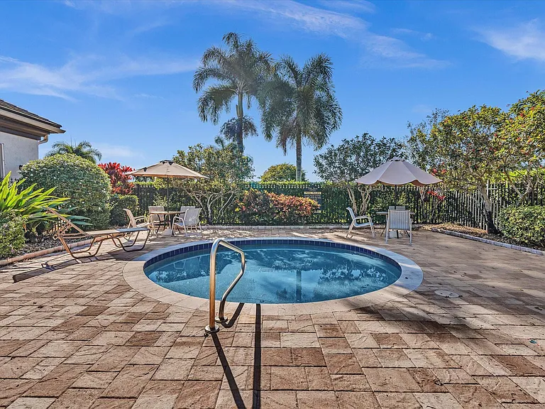4194 Bluff Harbor Way — Photo 102