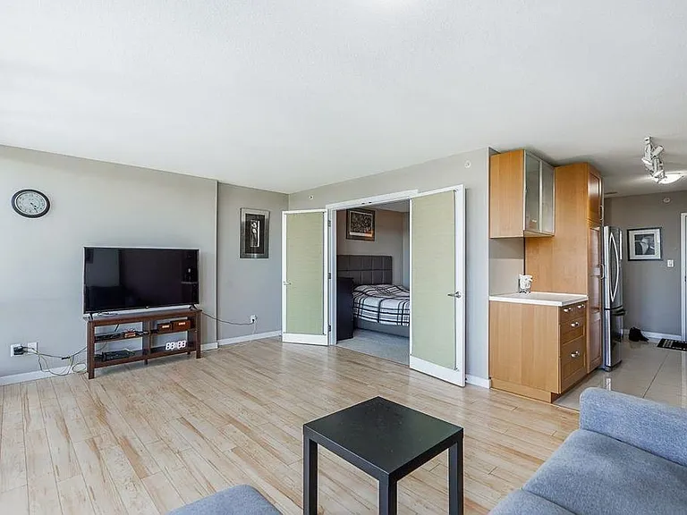 9981 Whalley Blvd #2105 — Photo 4