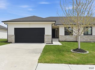 5421 N 209th St, Elkhorn, NE 68022