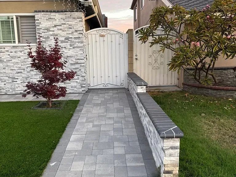 9842 Cheshire Ave — Photo 3