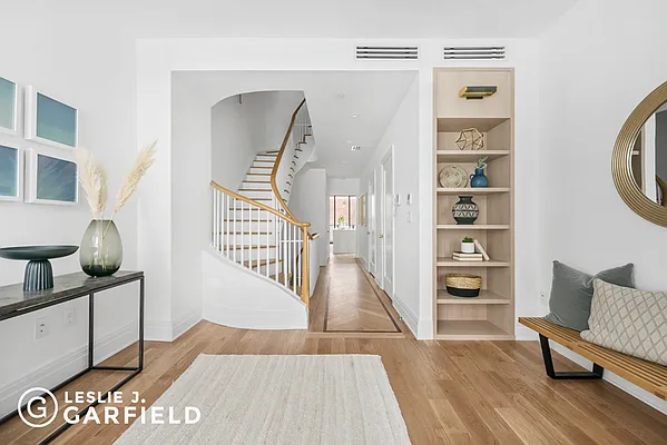 Sold by Leslie J. Garfield | media 15
