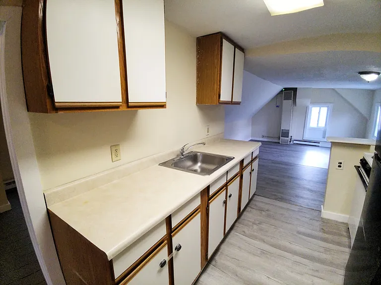 18 Walnut St #2 — Photo 28
