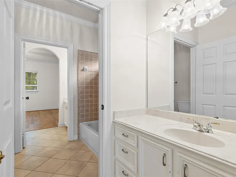 106 Lazy Springs Dr — Photo 29