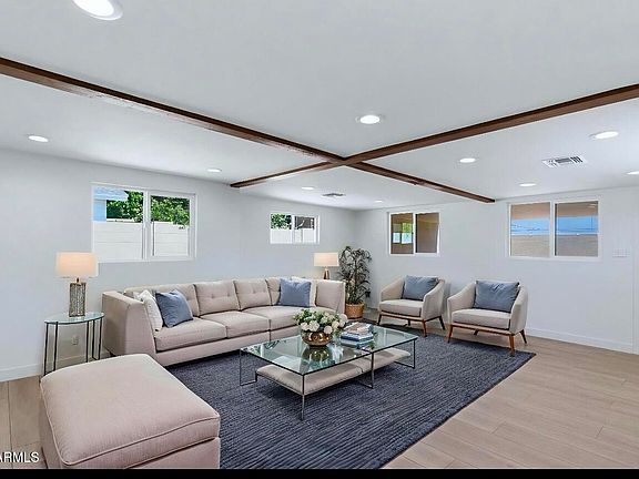 3rd image of 4623 E DEVONSHIRE Avenue