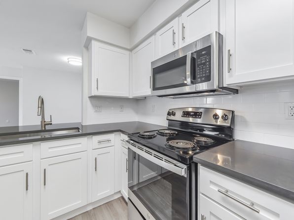 6195 N Major Dr #1004