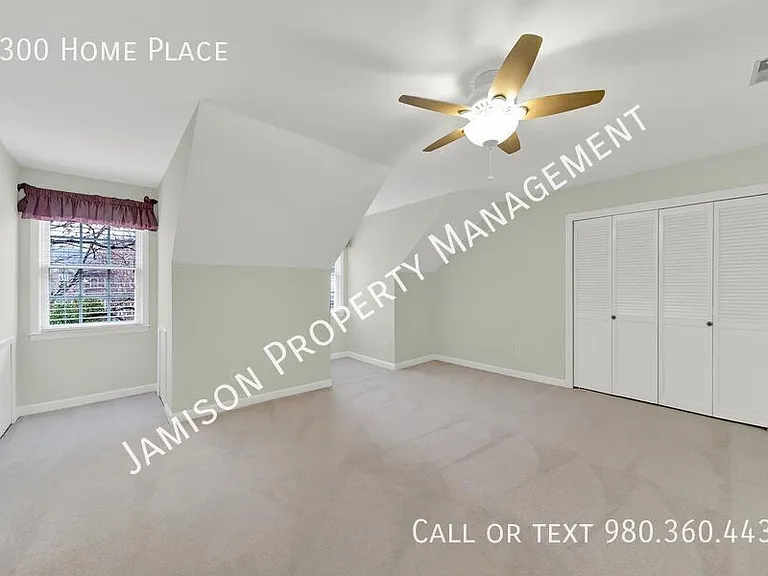 1300 Home Pl — Photo 23