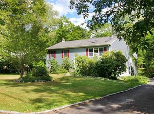 662 Sprout Brook Rd, Putnam Valley, NY 10579