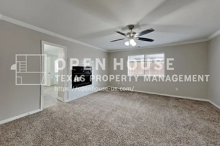 8718 Pines Place Dr — Photo 8