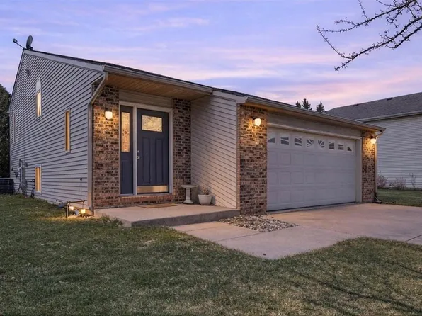 1736 21st AVENUE, Kenosha, WI 53140