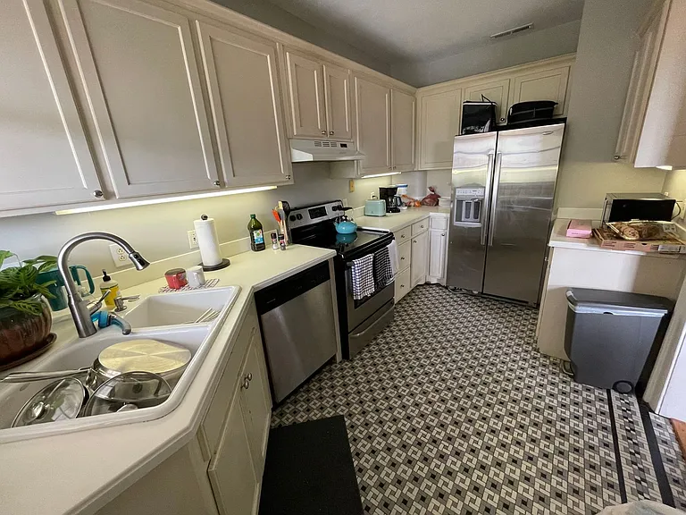 212 Calhoun St #C — Photo 17