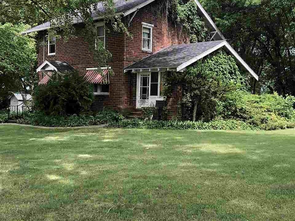 2nd image of 5514 M Ave