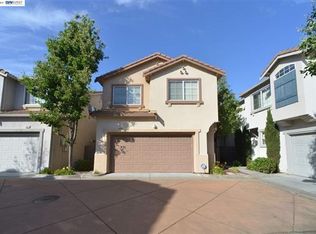 310 Accolade Dr, San Leandro, CA 94577