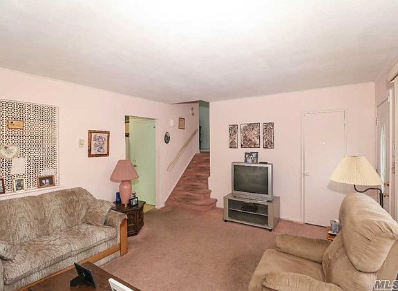 3rd image of 756 Milligan Ln
