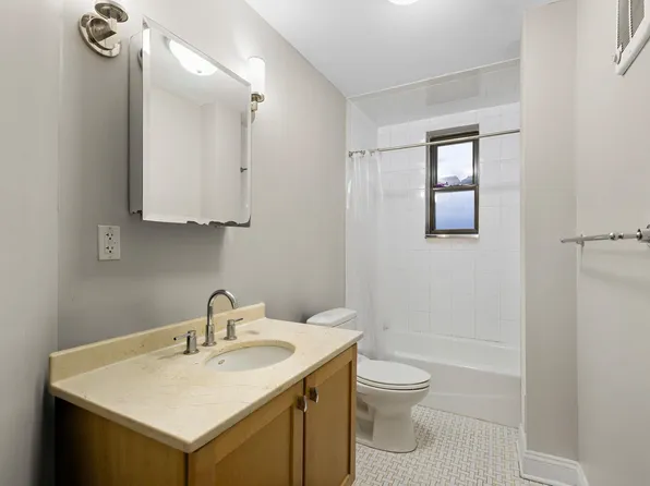 151 Sip Avenue image 9 of 15