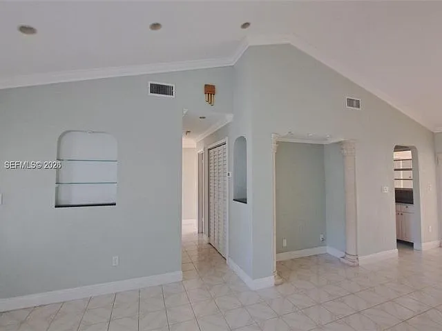 3 bed, 2.0 bath, $2,850 — Photo 4