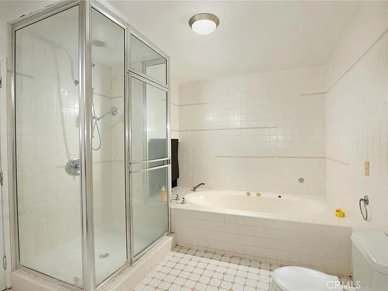 1412 N Louise St — Photo 20