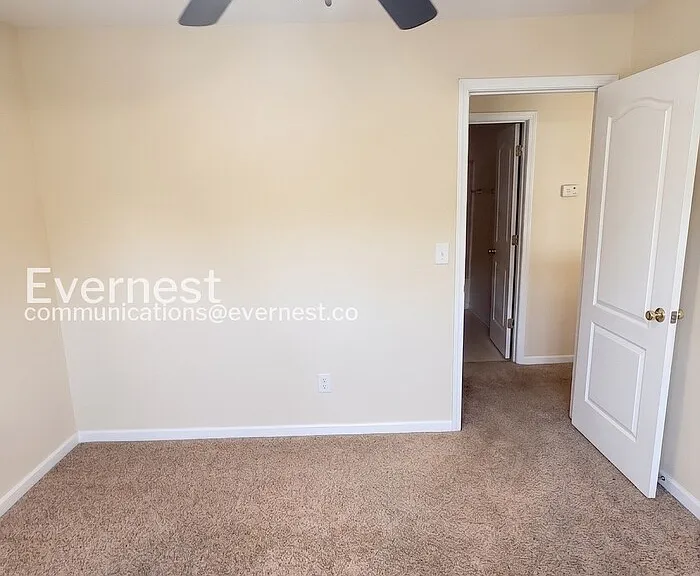 10718 Barberry Dr — Photo 19