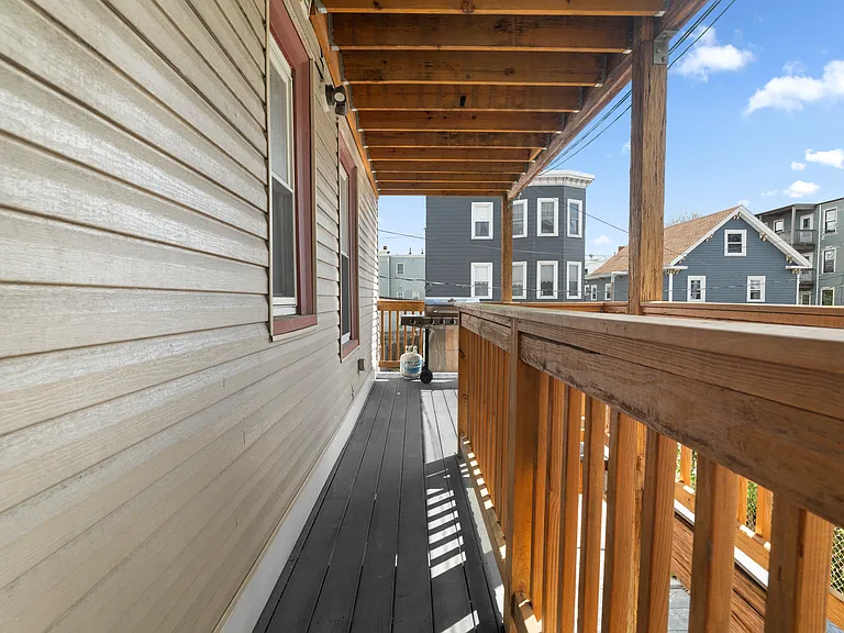 22 Buttonwood St #1 — Photo 12