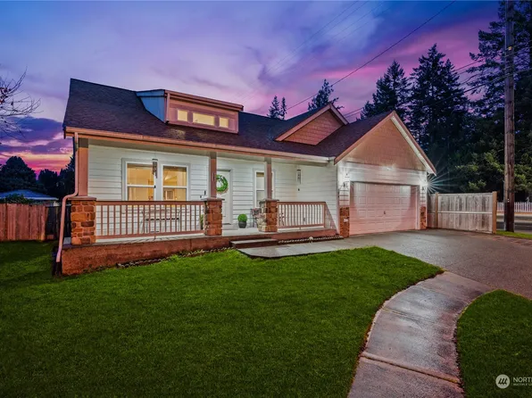 17604 24th Avenue Ct E, Tacoma, WA 98445