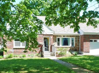 51 Sampson Pkwy, Pittsfield, MA 01201