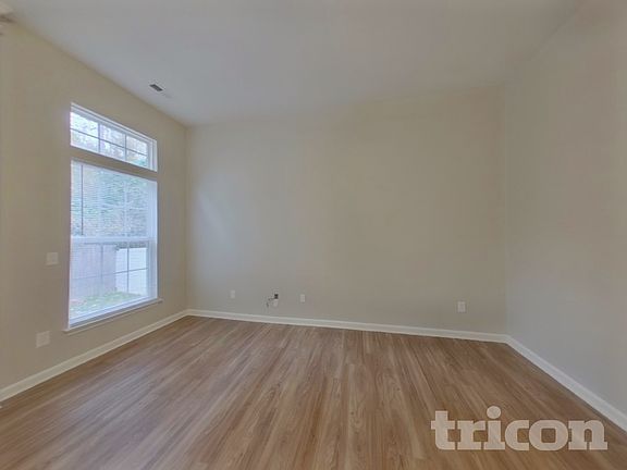 4th image of 191 Gabriel Dr