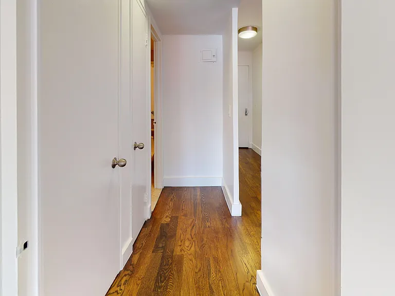 220 E 63rd St #12-D — Photo 9