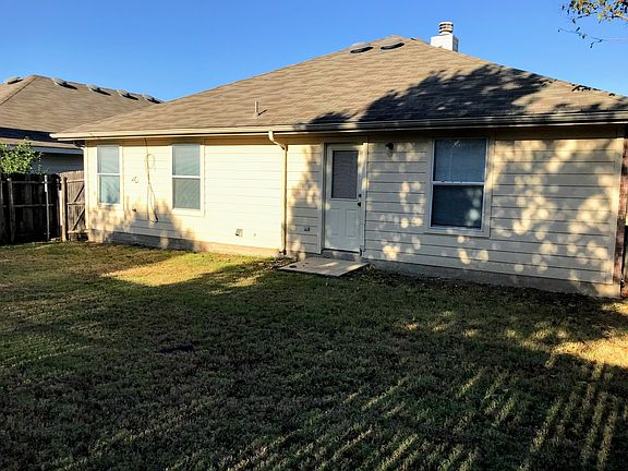3rd image of 6848 Valley Creek Dr