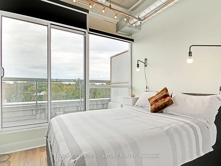 955 Queen St W #Penthouse 08 — Photo 17