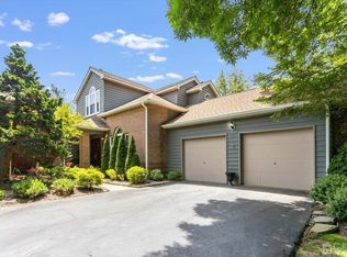 105 Fairway Blvd, Monroe Township, NJ 08831