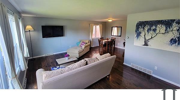 1st image of 13578 Cedar Rd #1