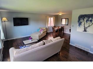 13578 Cedar Rd #1, Cleveland, OH 44118