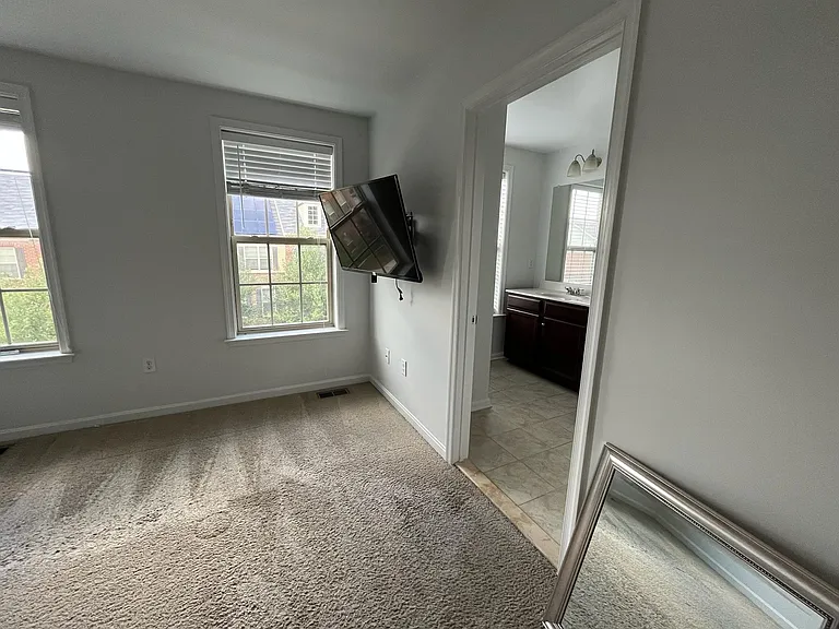 9507 Smithview Pl — Photo 18