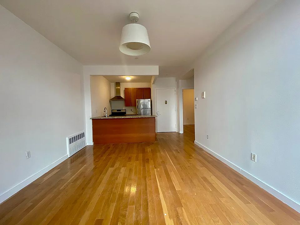 1st image of 96 Diamond St APT 2A