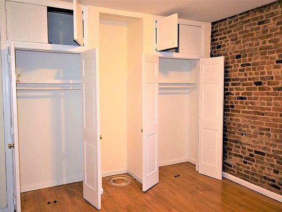 4th image of 4332 40th St #1A