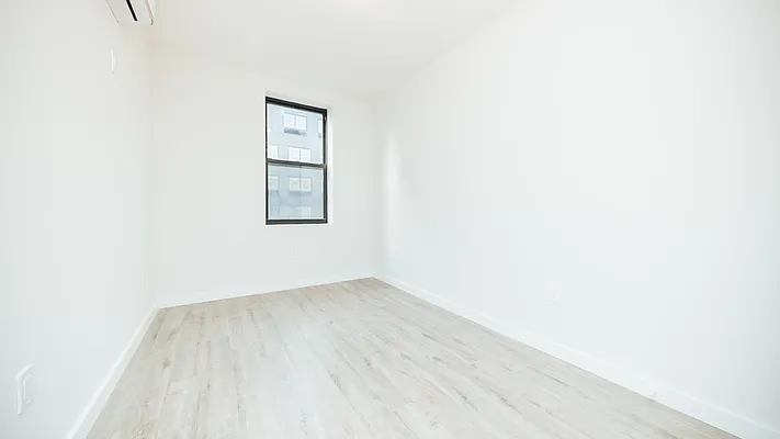 Rented by Nooklyn NYC LLC | media 21