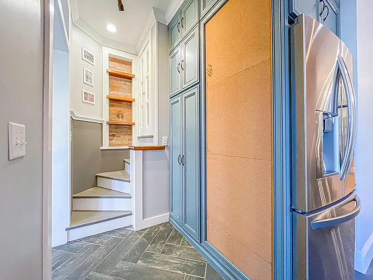 3 Grant St #1 — Photo 38