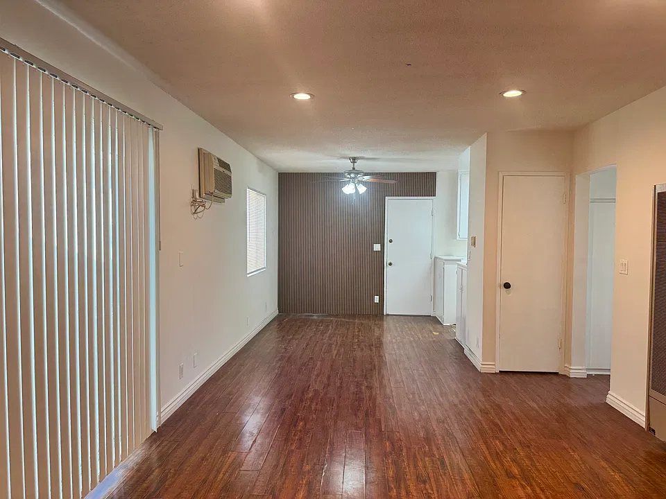 6907 Coldwater Canyon Ave #6907