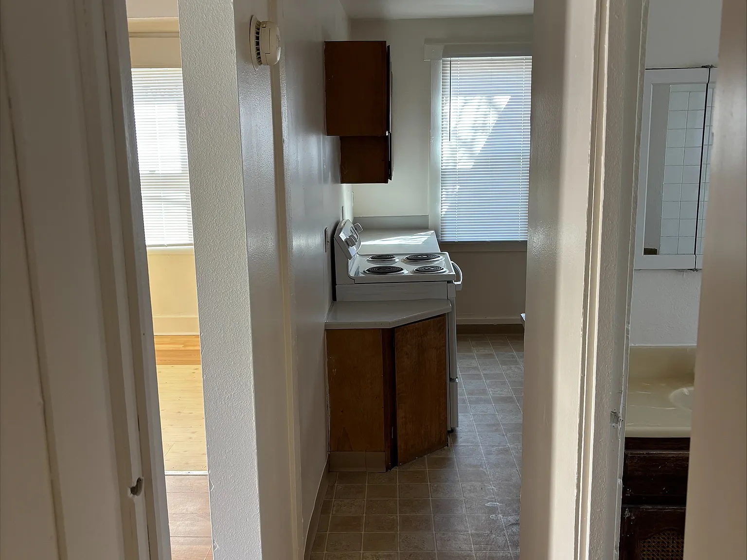 NE 182nd St, Kenmore — Photo 3