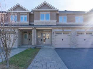 417 Barrick Hill Rd, Ottawa, ON K2M0H7