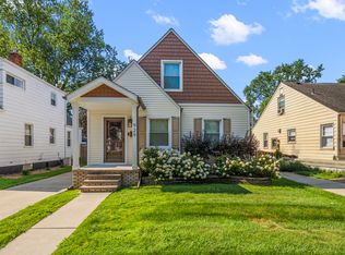 929 Cambridge Rd, Berkley, MI 48072