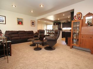 229 Davie Dr, Colorado Springs, CO 80911